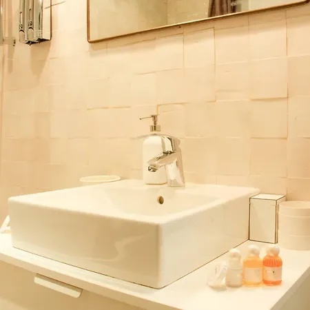 شقة Amazing Peaceful Flat Montparnasse